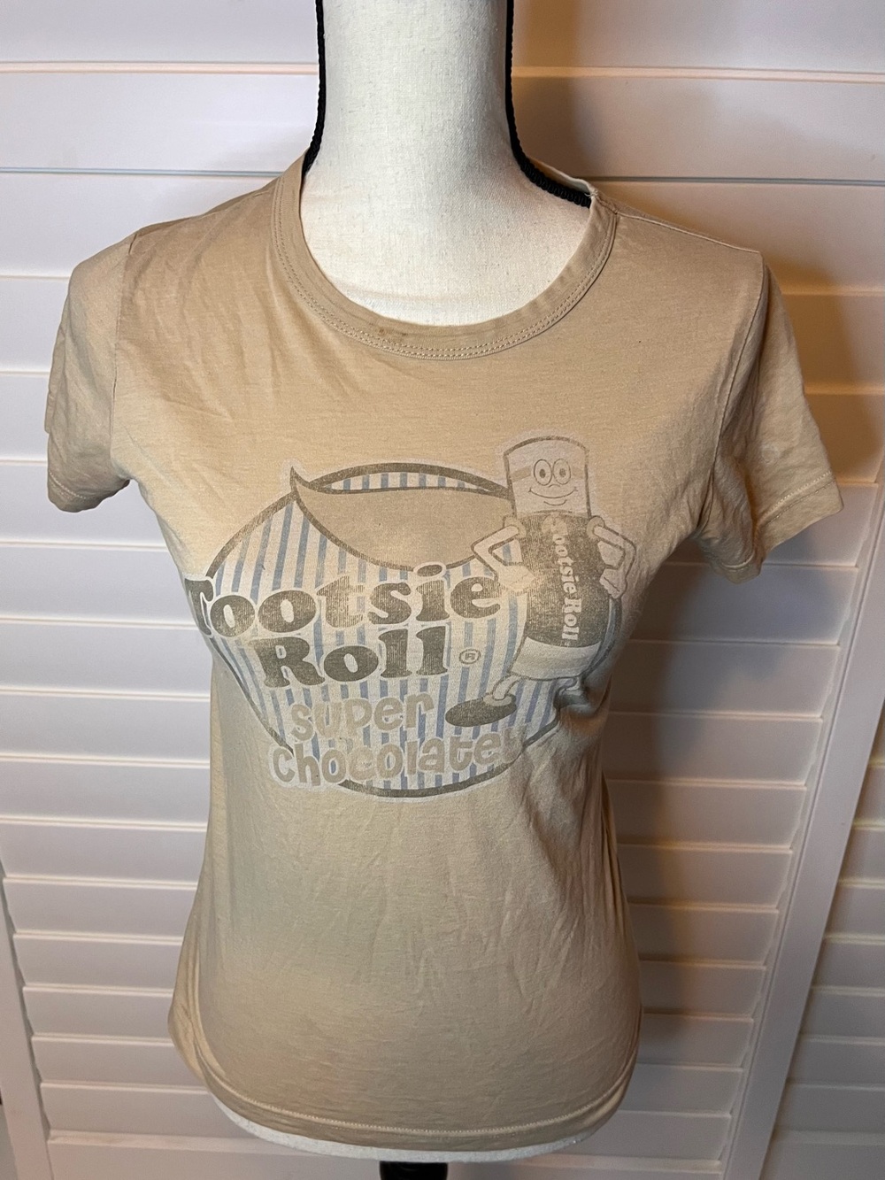 Junk Food Clothing Beige 'Tootsie Roll' Graphic Tee